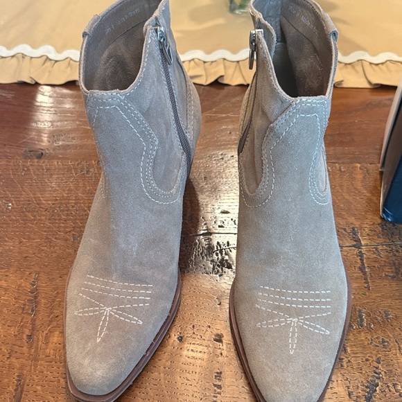 Dolce Vita Silma  western bootie size 8 - Picture 2 of 7